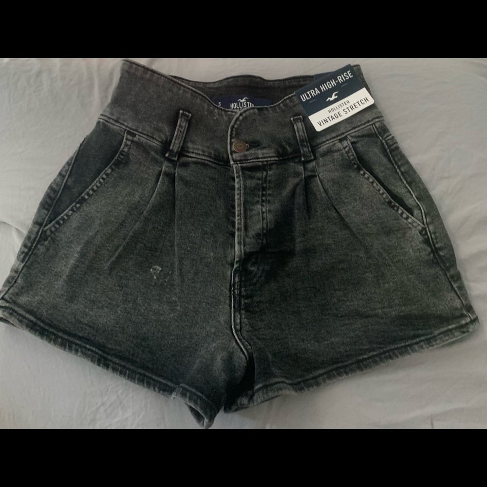 🚨OFFERNOW🚨NWT HOLLISTER VINTAGE STRETCH SHORTS